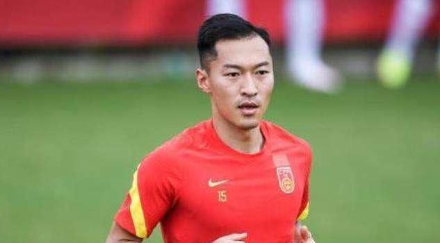 艾栗栗两小青年3p上下